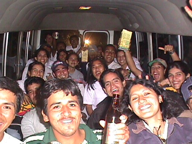 18f.jpg (66602 bytes)