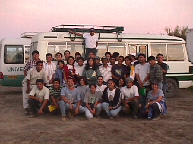 grupo13.jpg (54698 bytes)